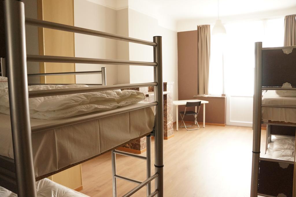 Es Hostel Saint-Gilles ภายนอก รูปภาพ