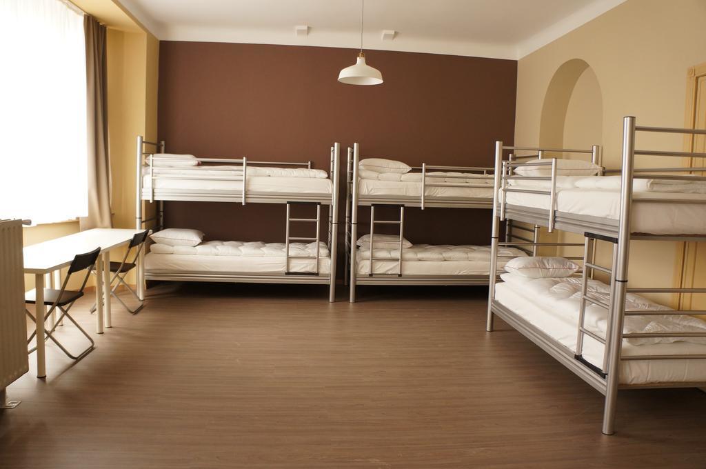 Es Hostel Saint-Gilles ภายนอก รูปภาพ