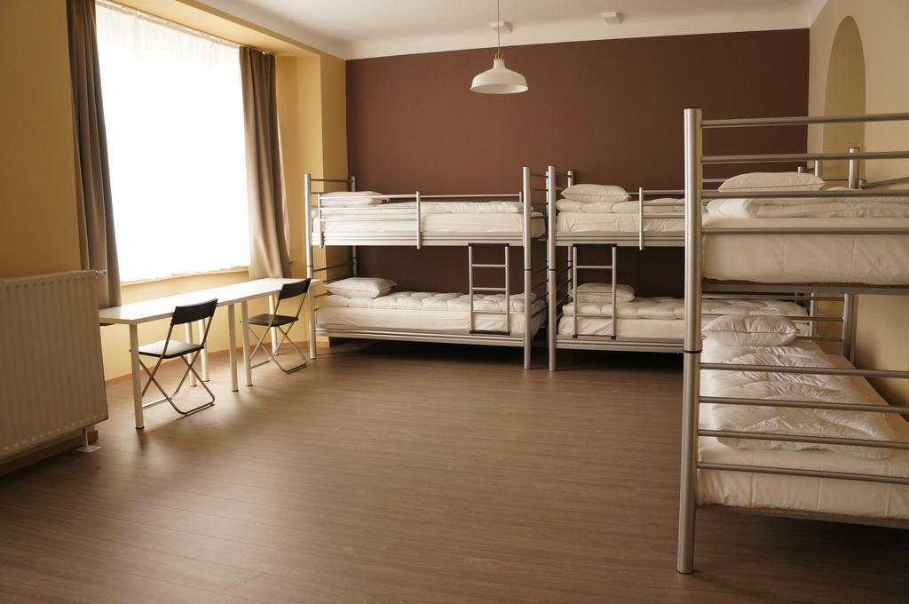 Es Hostel Saint-Gilles ภายนอก รูปภาพ