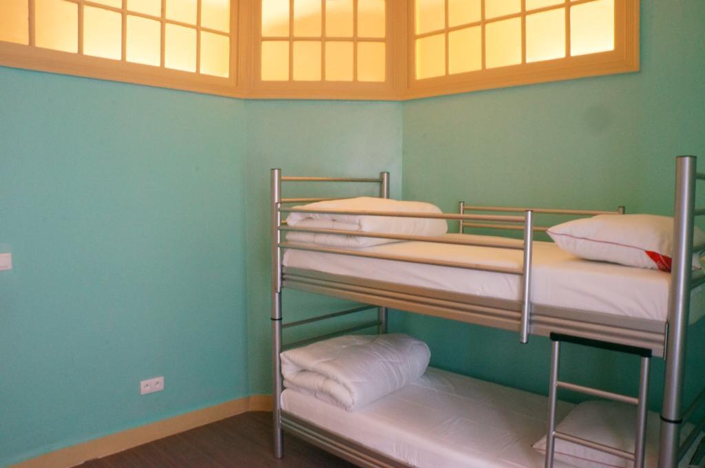 Es Hostel Saint-Gilles ภายนอก รูปภาพ